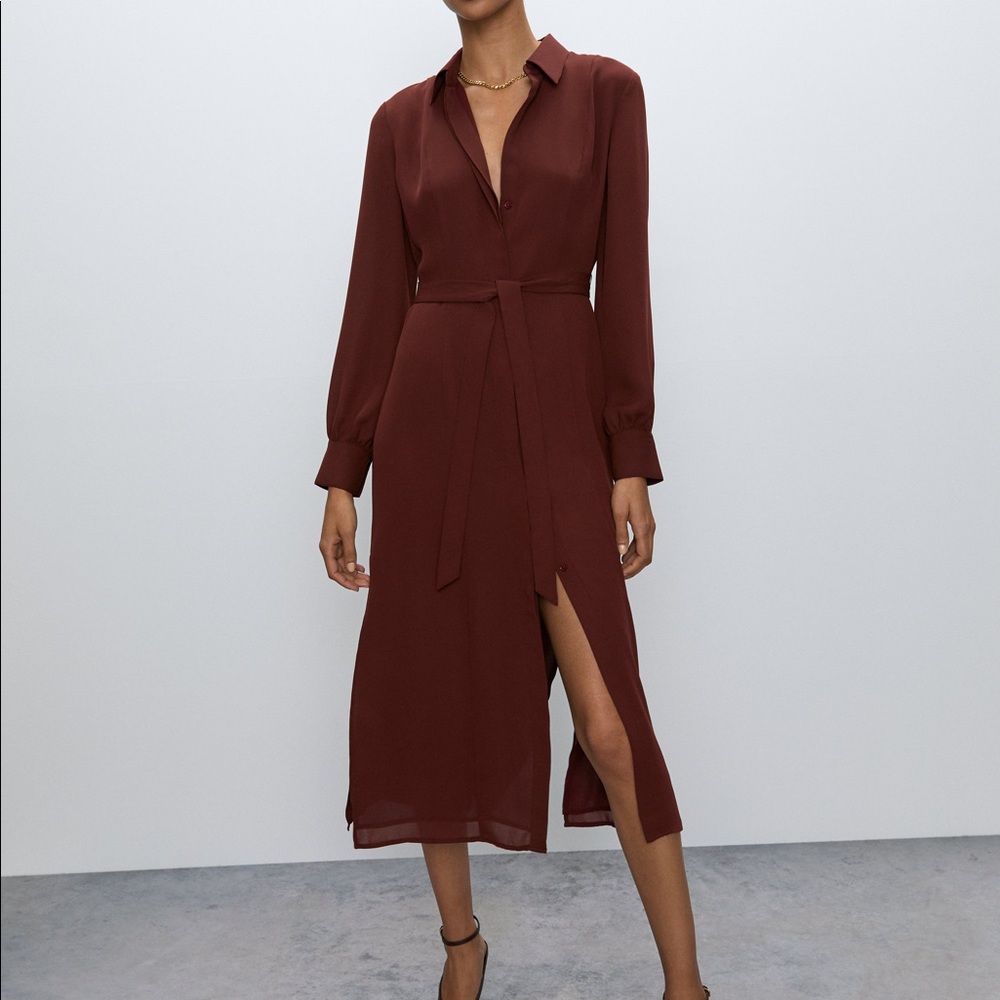 New Babaton Garamond Dress